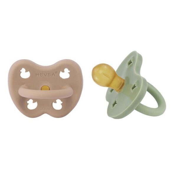Schnuller 2er-Pack - Naturkautschuk / Tan Beige + Moss Green / rund / Ente + Krone (ab 3 Mon.) – Bild 2