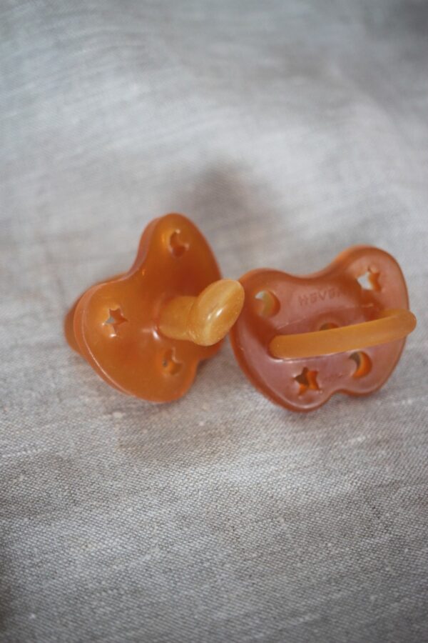 2er-Pack Schnuller - Naturkautschuk / classic / kiefergerecht / Stern & Mond (ab 3 Mon.) – Bild 3