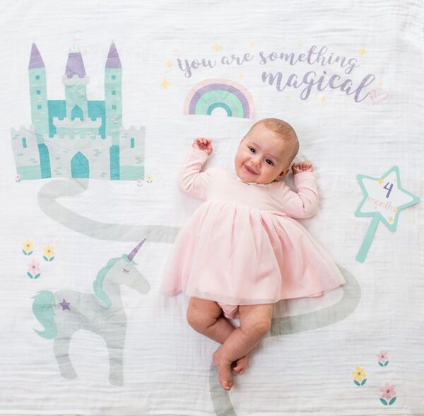 Baby's First Year™ Mulltuch & Karten Set / Baumwolle / Something Magical – Bild 2