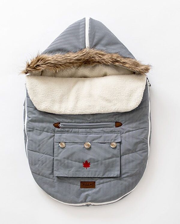 Der warme Fußsack für Spaziergänge im Schnee.