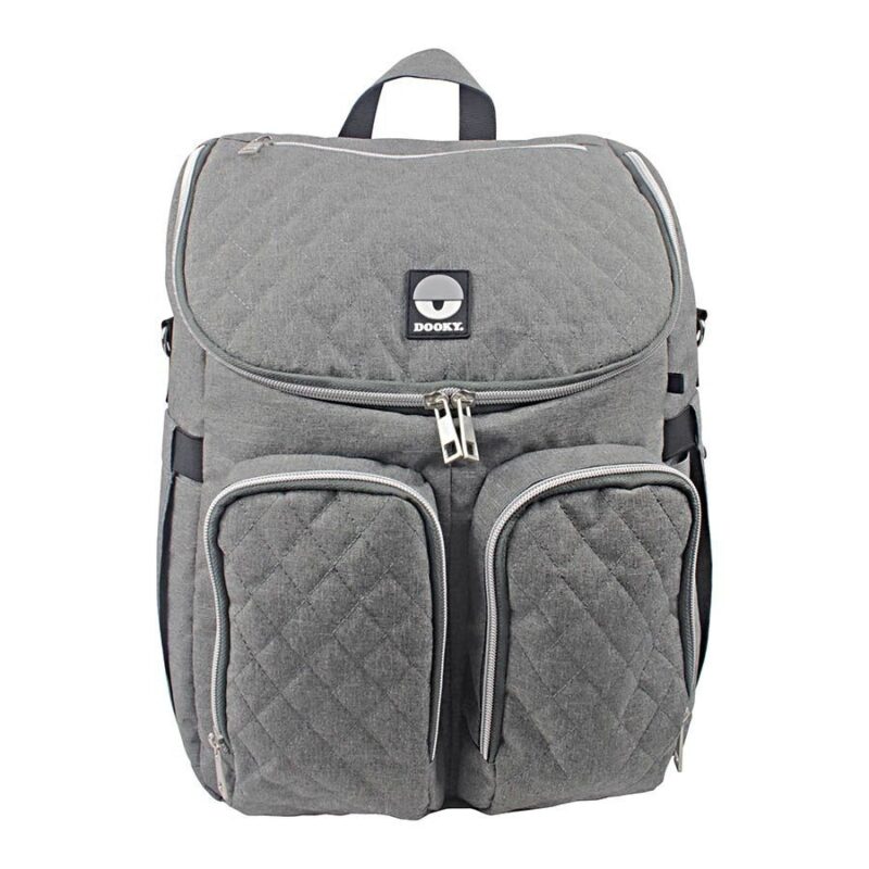 Dieser stylische Wickelrucksack erleichtert ihnen den Alltag mit Baby.